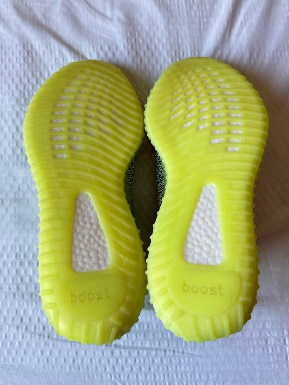 Adidas Yeezy Boost 350 V2 Yeezreel (– Size 11 /5
US - Picture 7 of 7
